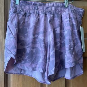 Lululemon Track that short